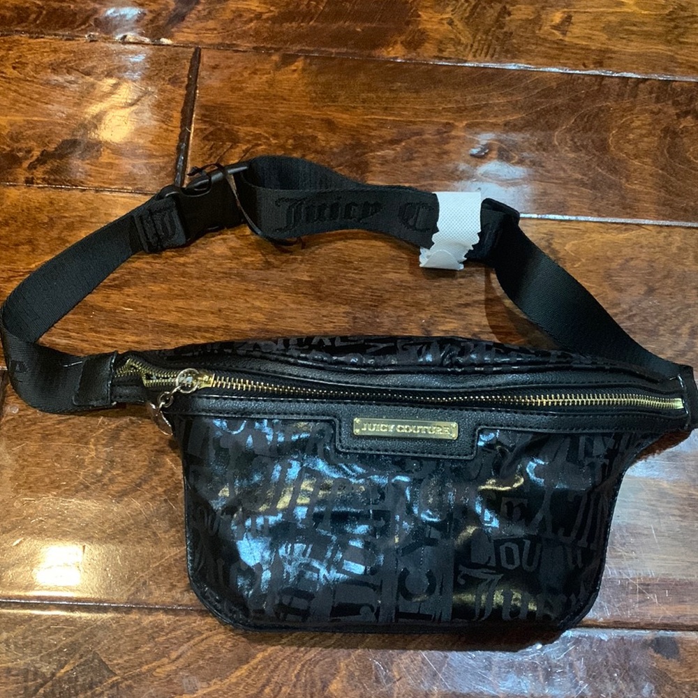 Juicy Couture Fannie pack 😍New